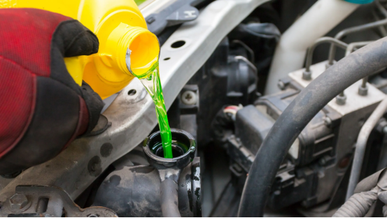  Car radiator and engine 